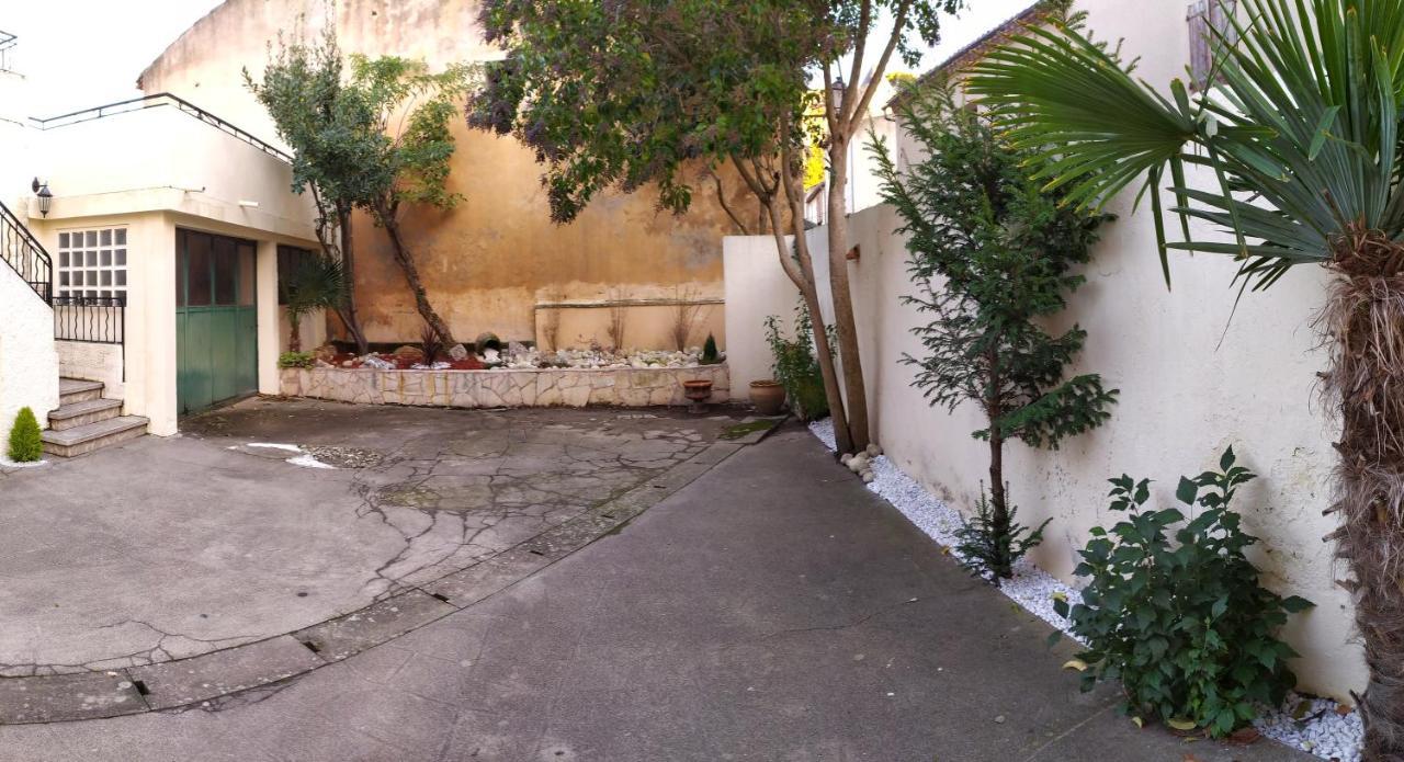 L'Atelier De Robert Villa การ์กาซอน ภายนอก รูปภาพ